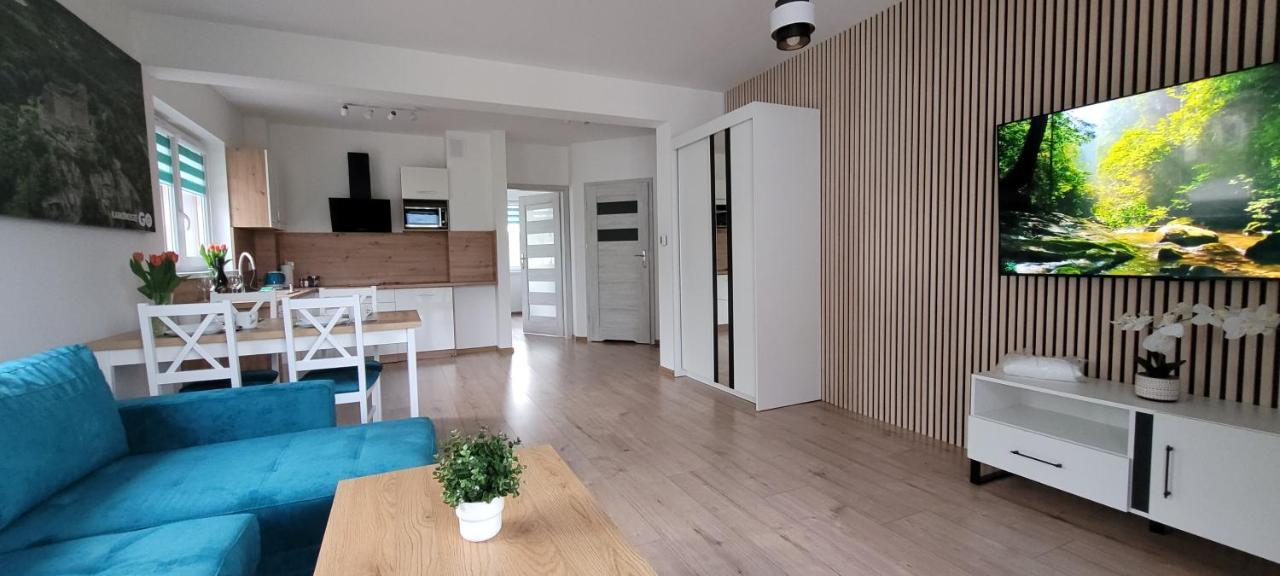 Kolorowe Cieplice - Apartamenty Z Widokiem Na Karkonosze Jelenia Gora Exterior photo