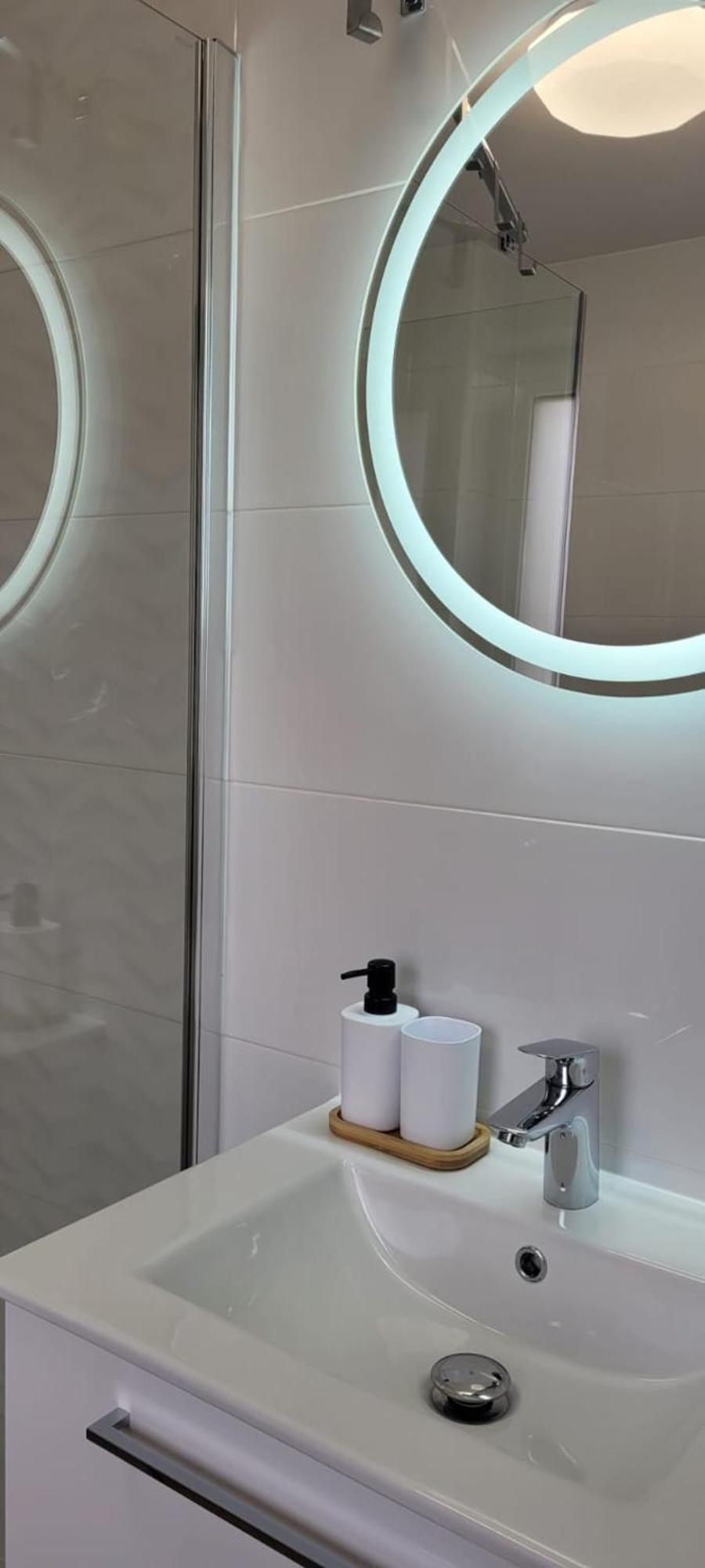 Kolorowe Cieplice - Apartamenty Z Widokiem Na Karkonosze Jelenia Gora Exterior photo