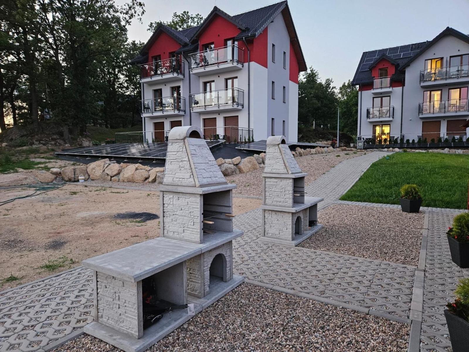 Kolorowe Cieplice - Apartamenty Z Widokiem Na Karkonosze Jelenia Gora Exterior photo